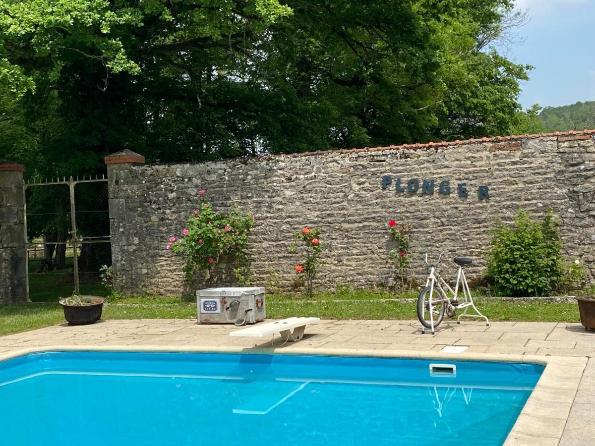 Le Colombier De Malpas Bed & Breakfast Quingey Bagian luar foto